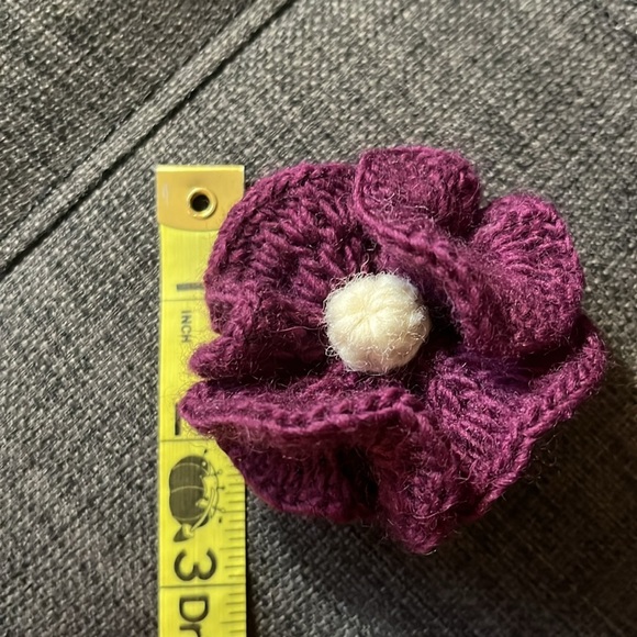 Purple Knit Flower Brooch - Picture 6 of 9